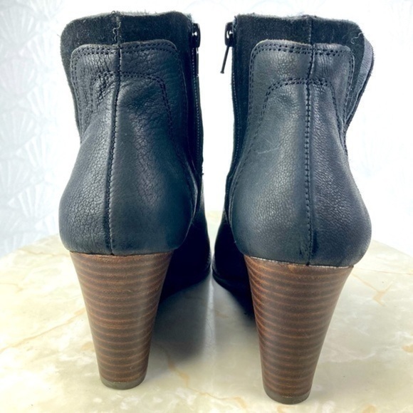 Lucky Brand Yenata Black Leather Wedge Booties (size 8.5) - Picture 9 of 12